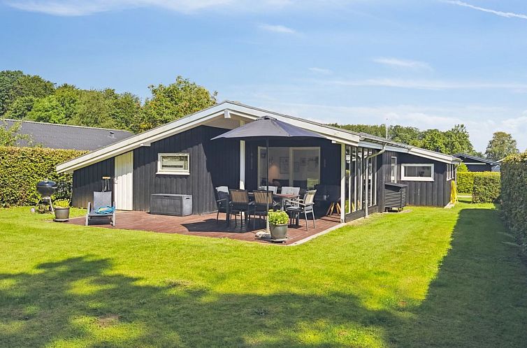 Vakantiehuis "Fiete" - 200m from the sea