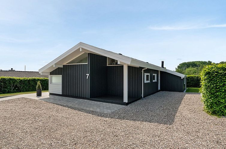 Vakantiehuis "Aasta" - 250m from the sea