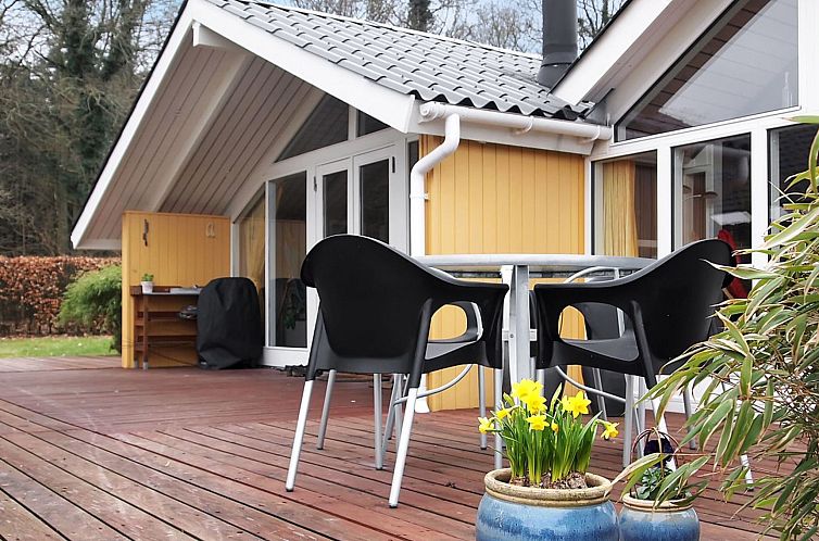 Vakantiehuis "Sporgh" - 100m from the sea