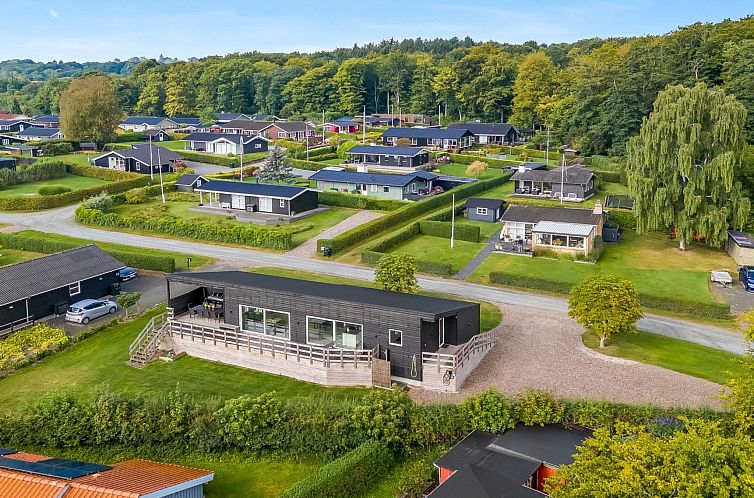 Vakantiehuis "Fin" - 150m from the sea