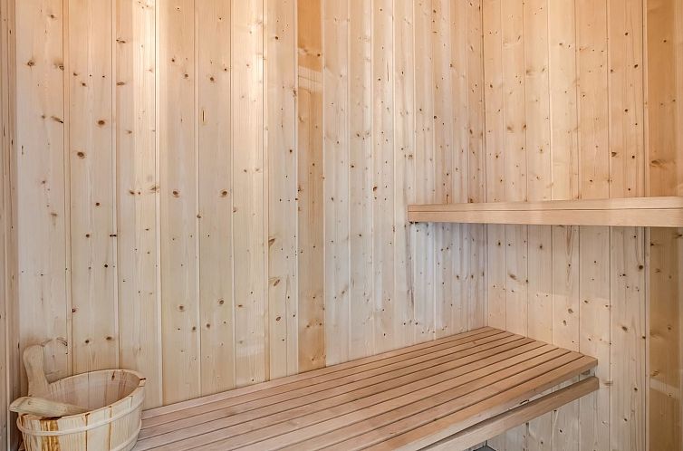 Vakantiehuis "Fin" - 150m from the sea