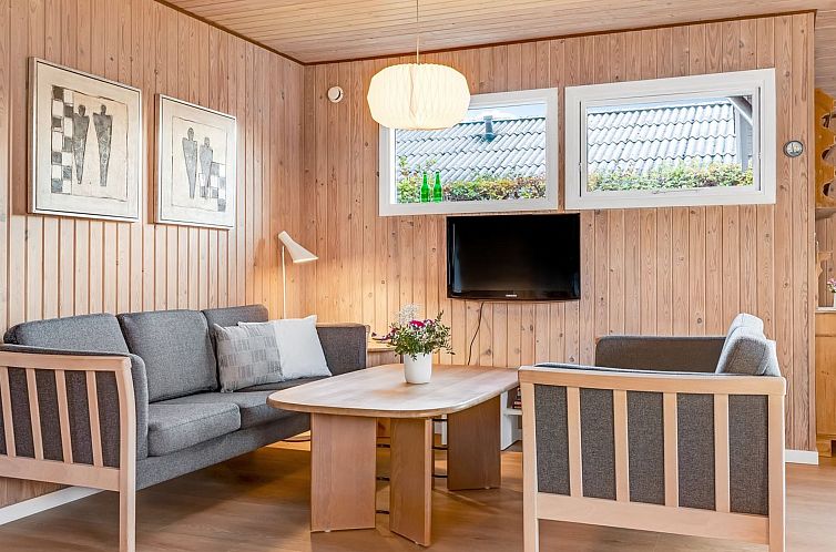 Vakantiehuis "Pavo" - 200m from the sea