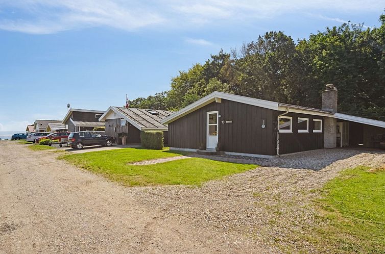 Vakantiehuis "Fiete" - 200m from the sea