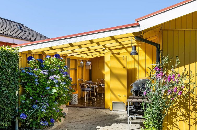 Vakantiehuis "Ephra" - 150m from the sea