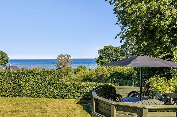 Vakantiehuis "Ephra" - 150m from the sea