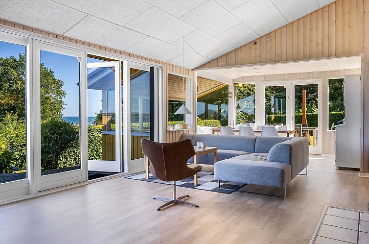 Vakantiehuis "Ephra" - 150m from the sea