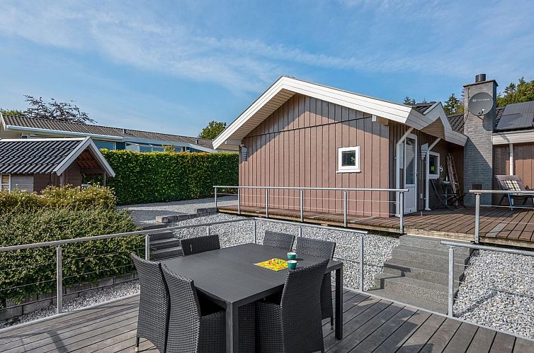 Vakantiehuis "Ebbeline" - 150m from the sea