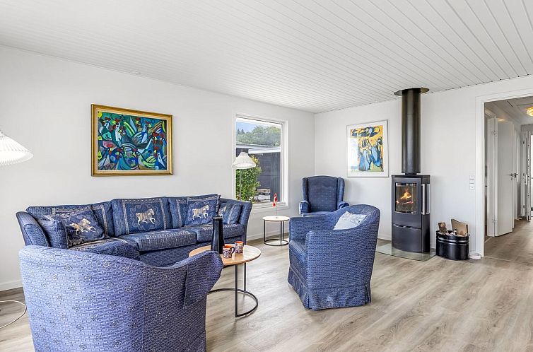 Vakantiehuis "Cornelius" - 30m from the sea