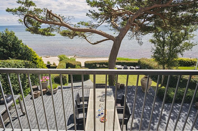 Vakantiehuis "Sten" - 30m from the sea
