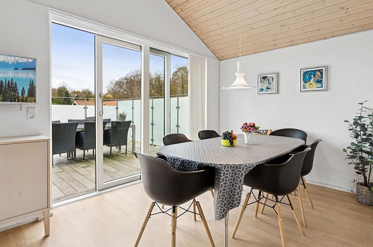 Vakantiehuis "Lio" - 200m from the sea