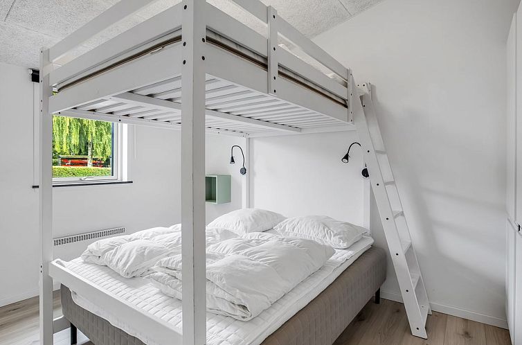 Vakantiehuis "Fin" - 150m from the sea