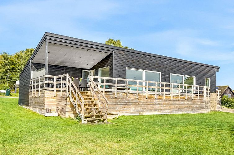 Vakantiehuis "Fin" - 150m from the sea