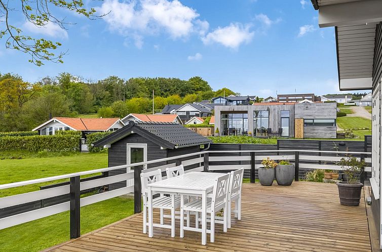 Vakantiehuis "Marlien" - 65m from the sea