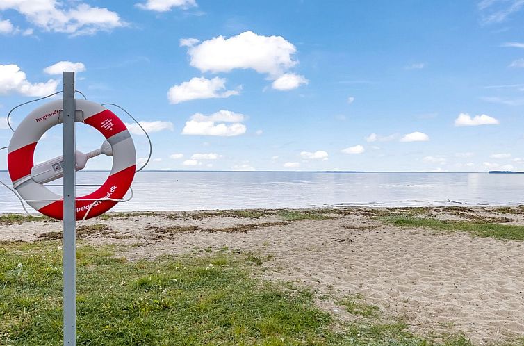 Vakantiehuis "Marlien" - 65m from the sea