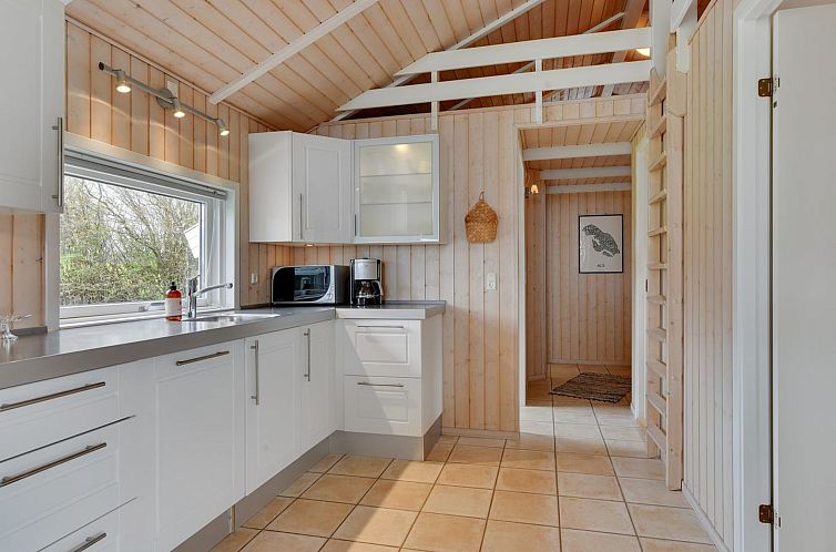 Vakantiehuis "Amilla" - 150m from the sea