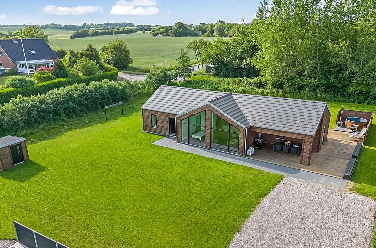 Vakantiehuis "Gojana" - 400m from the sea