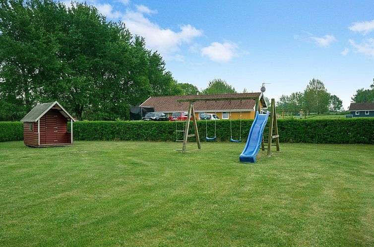 Vakantiehuis "Folke" - 250m from the sea