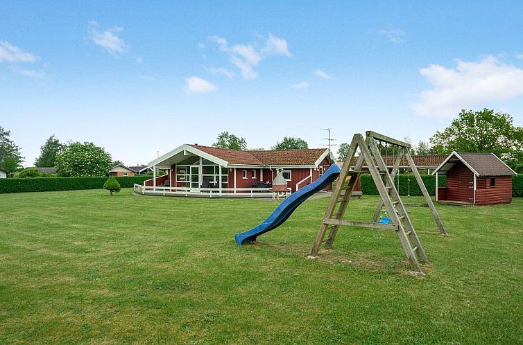 Vakantiehuis "Folke" - 250m from the sea