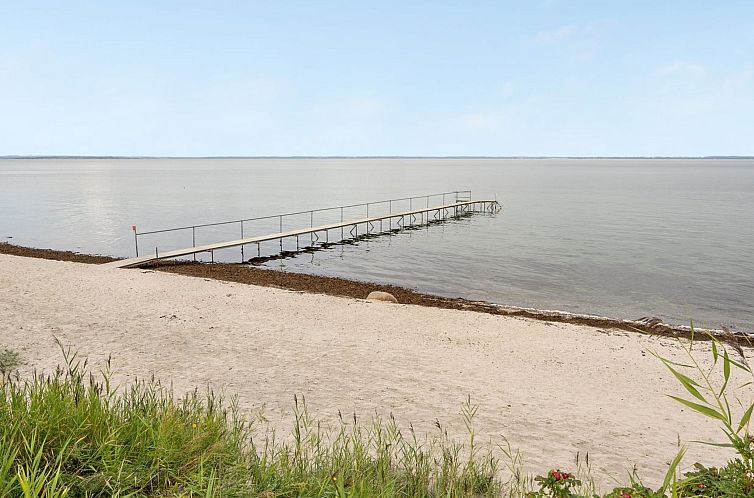 Vakantiehuis "Gull" - 150m from the sea