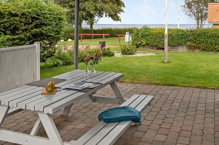 Vakantiehuis "Gull" - 150m from the sea