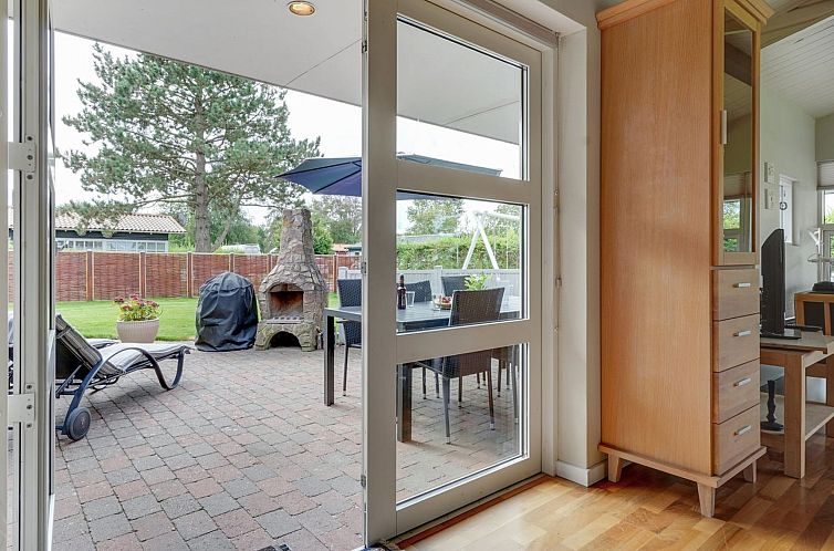 Vakantiehuis "Gull" - 150m from the sea