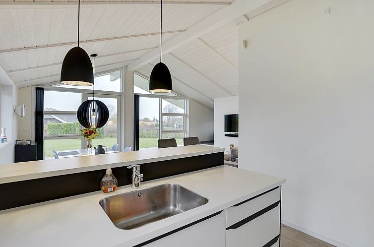 Vakantiehuis "Rether" - 400m from the sea