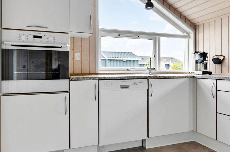 Vakantiehuis "Juliana" - 400m from the sea