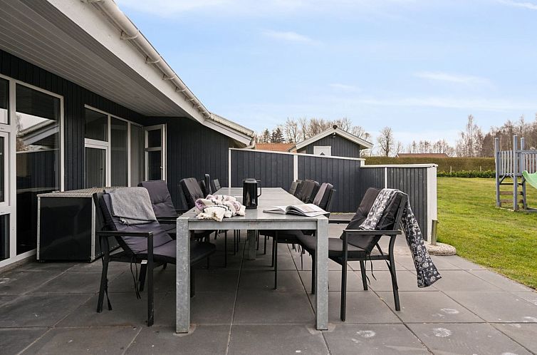 Vakantiehuis "Akira" - 250m from the sea