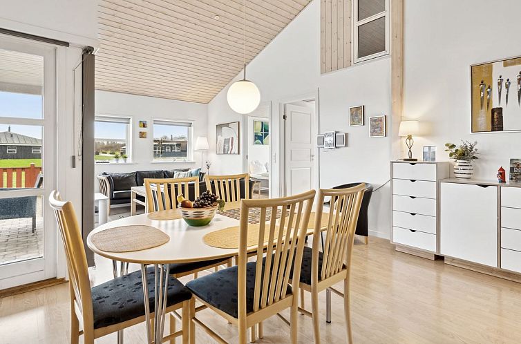 Vakantiehuis "Aira" - 200m from the sea