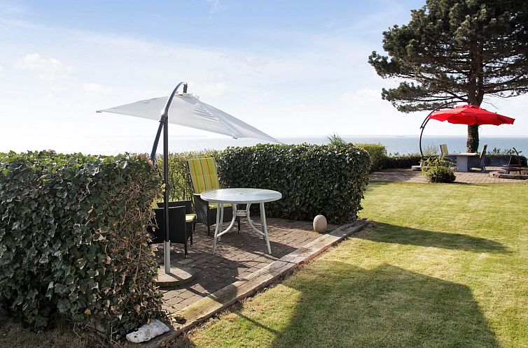 Vakantiehuis "Amia" - 20m from the sea