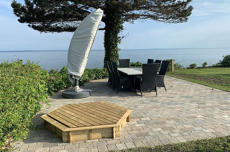 Vakantiehuis "Amia" - 20m from the sea