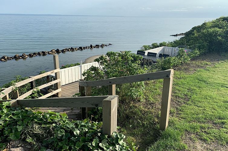 Vakantiehuis "Amia" - 20m from the sea