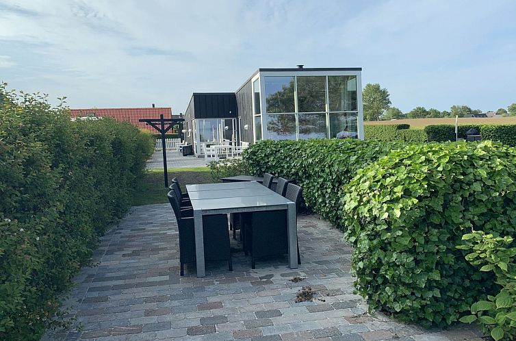 Vakantiehuis "Amia" - 20m from the sea