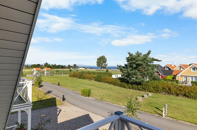 Vakantiehuis "Dior" - 300m from the sea