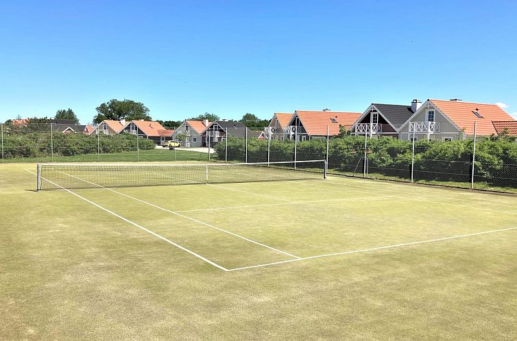 Vakantiehuis "Matleena" - 200m from the sea