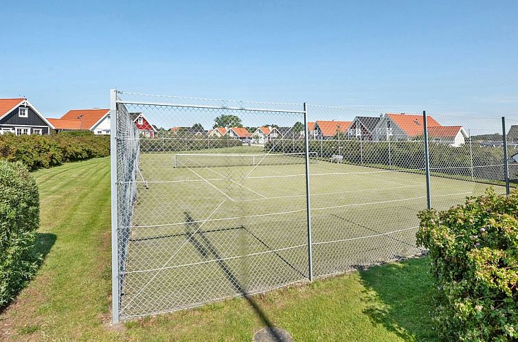 Vakantiehuis "Matleena" - 200m from the sea