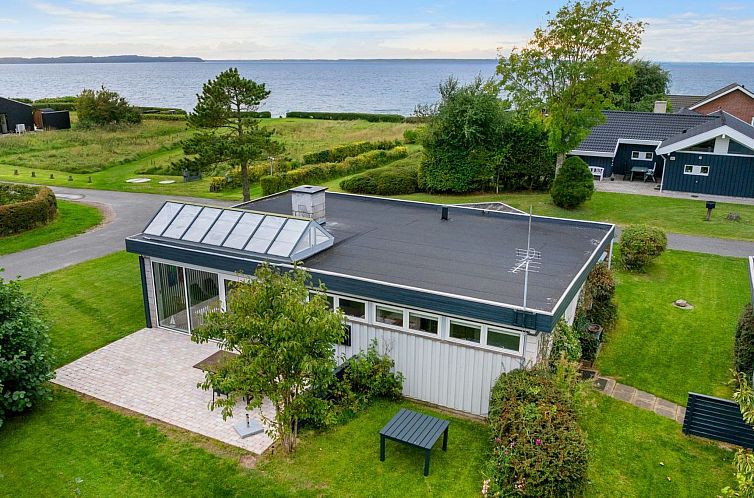 Verblijf 0151808 - Vakantiewoning Zuid-Denemarken - Vakantiehuis "Rikkart" - 100m from the sea