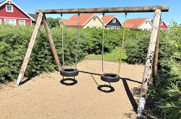 Vakantiehuis "Solvey" - 270m from the sea