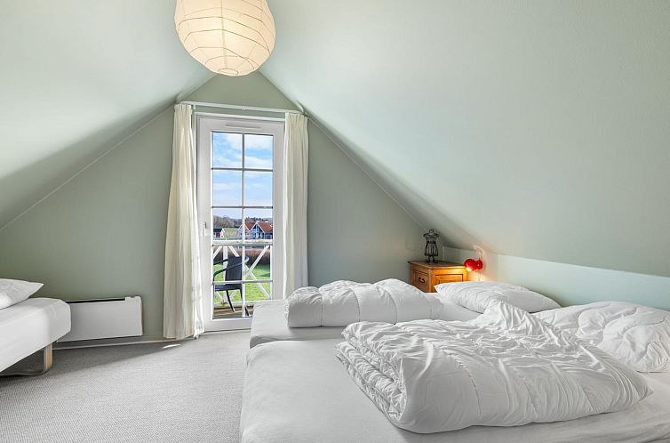 Vakantiehuis "Solvey" - 270m from the sea