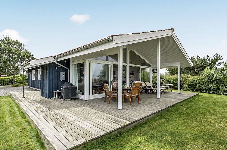 Vakantiehuis "Elfi" - 30m from the sea