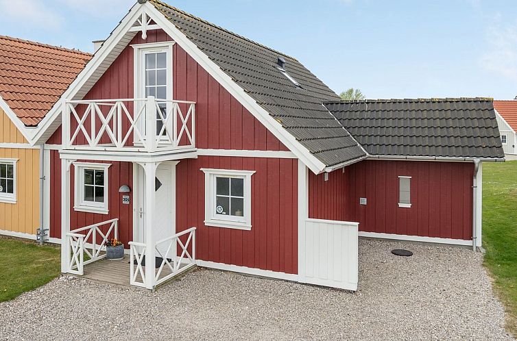 Vakantiehuis "Askan" - 200m from the sea