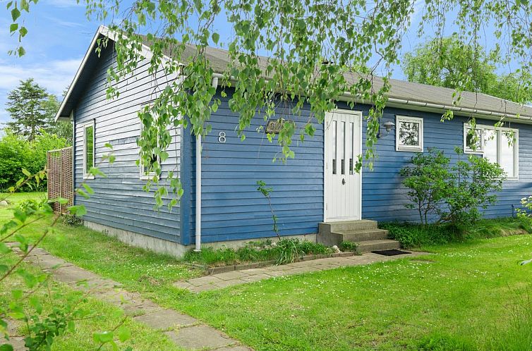 Vakantiehuis "Nis" - 250m from the sea