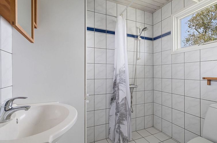 Vakantiehuis "Nis" - 250m from the sea