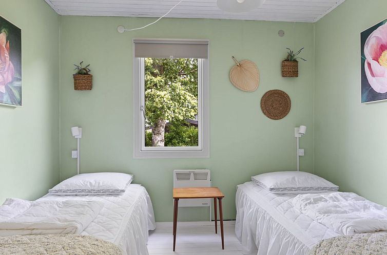Vakantiehuis "Nis" - 250m from the sea