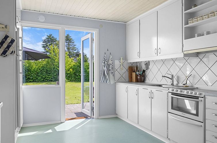 Vakantiehuis "Nis" - 250m from the sea
