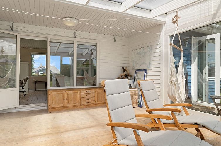 Vakantiehuis "Nis" - 250m from the sea