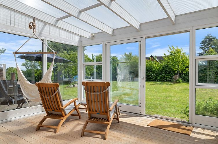 Vakantiehuis "Nis" - 250m from the sea