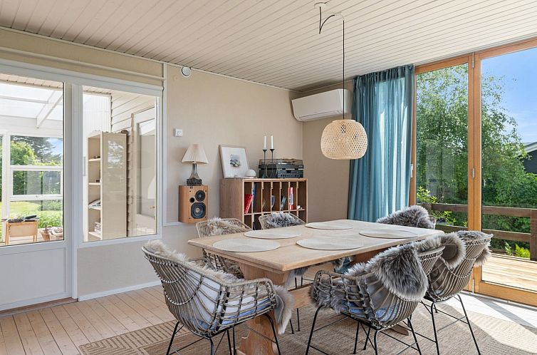 Vakantiehuis "Nis" - 250m from the sea