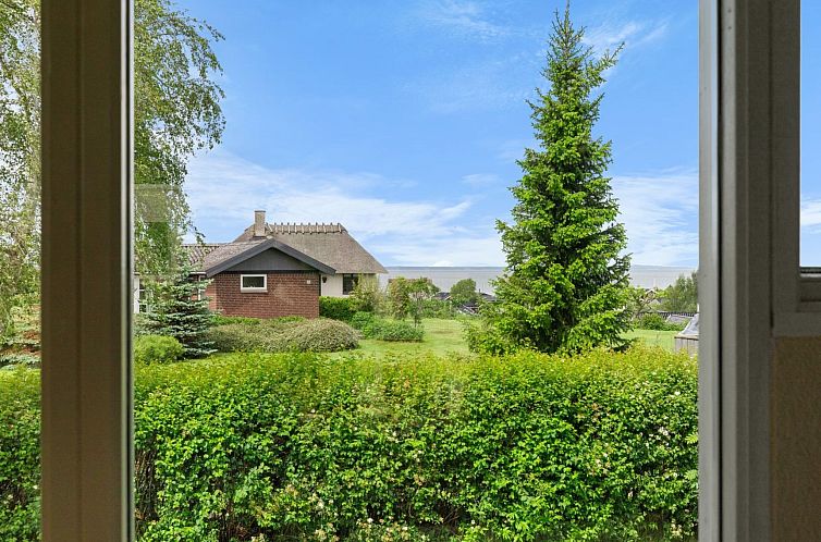 Vakantiehuis "Nis" - 250m from the sea