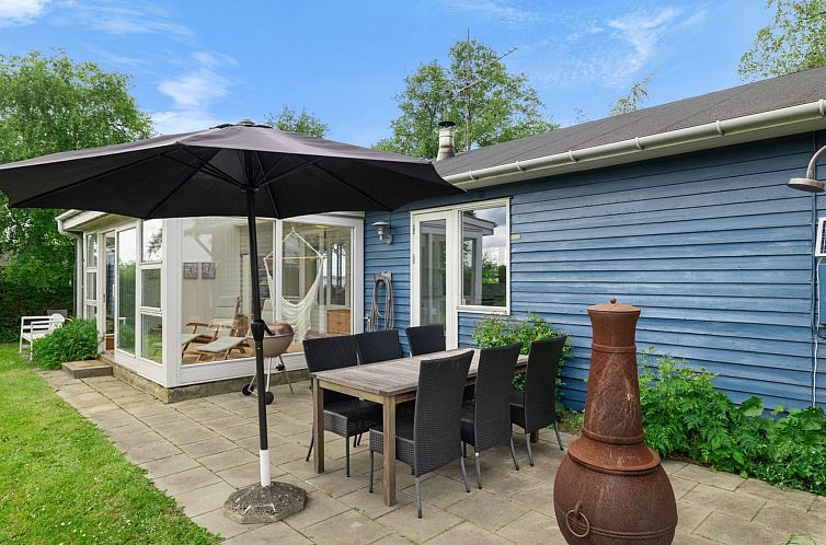 Vakantiehuis "Nis" - 250m from the sea